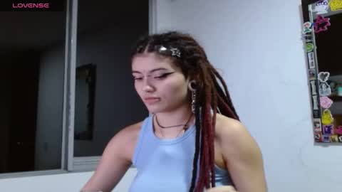 Snapshot of giulietta_mon chatting on 05.01.26 Giulietta online show from 05.01.26