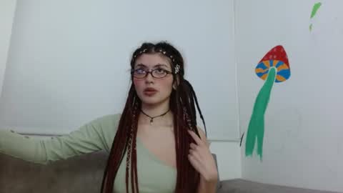 Snapshot of giulietta_mon chatting on 06.30.26 Giulietta online show from 06.30.26