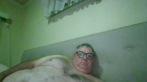 Snapshot of gixxer06 chatting on 07.26.26 bi Gixxer online show from 07.26.26