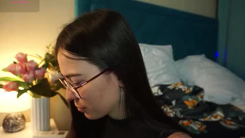 Agness online show from 11.02.25