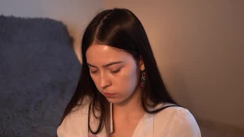 Agness online show from 12.22.25