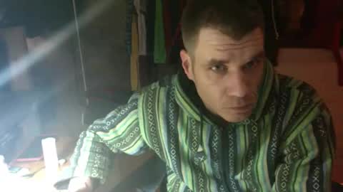Snapshot of gizmomaster chatting on 06.10.26 dutch rave guy c2c dutch online show from 06.10.26