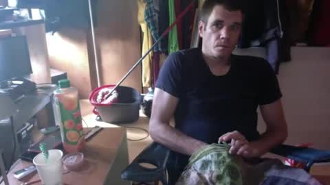 Snapshot of gizmomaster chatting on 07.05.26 dutch rave guy c2c dutch online show from 07.05.26