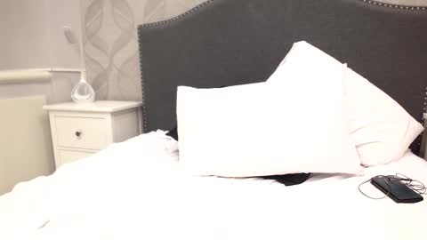 Chad Thunderstroke and Bianca online show from 10.28.25