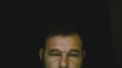 Snapshot of gjleeke chatting on 07.11.26 guzz online show from 07.11.26