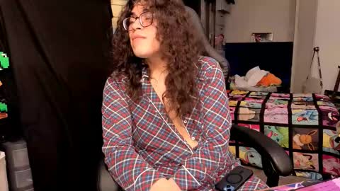 glaceon9 online show from 12.01.25