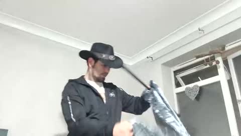 Snapshot of glitch117485 chatting on 11.15.25 glitch117485 online show from 11.15.25