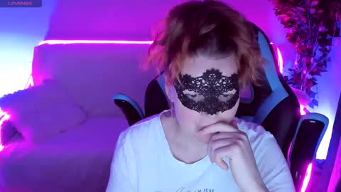 gloriagrays online show from 09.17.25