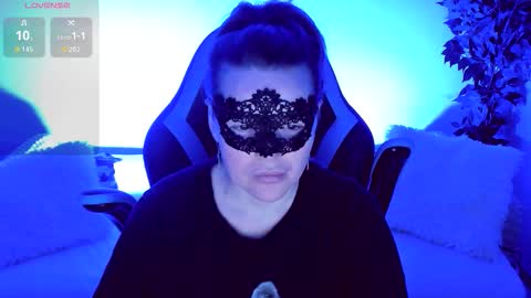 gloriagrays online show from 10.19.25