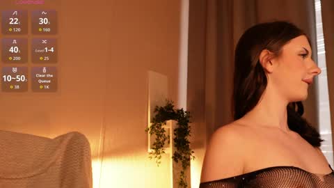 Gloria online show from 04.14.26