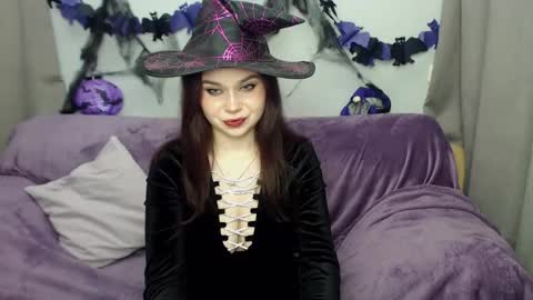 gloriyadre online show from 10.31.25