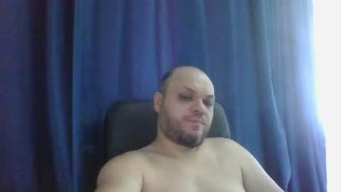 Snapshot of glusgan chatting on 07.05.26 Your boy online show from 07.05.26