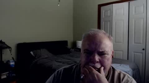 Snapshot of gmctruckguy chatting on 10.15.25 gmctruckguy online show from 10.15.25