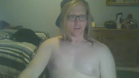 Snapshot of gnger31foru chatting on 12.15.24 Steven Meadow online show from 12.15.24