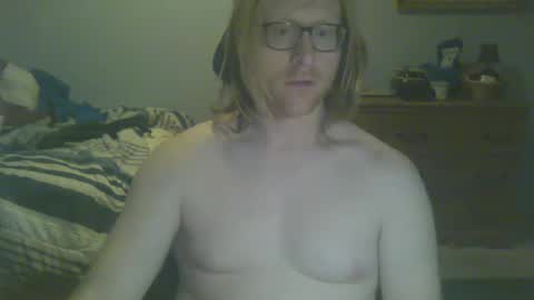 Snapshot of gnger31foru chatting on 12.26.24 Steven Meadow online show from 12.26.24