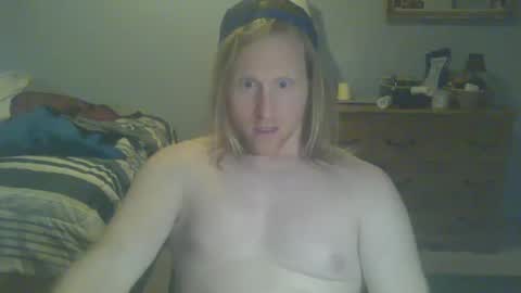 Snapshot of gnger31foru chatting on 12.28.24 Steven Meadow online show from 12.28.24
