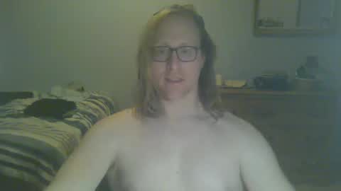 Snapshot of gnger31foru chatting on 02.07.25 Steven Meadow online show from 02.07.25
