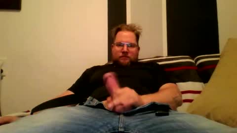 Snapshot of gnik_labinnah chatting on 10.14.25 gnik_labinnah online show from 10.14.25