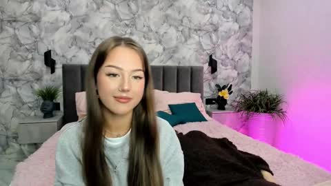 Lina online show from 11.12.25