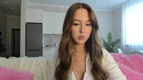 Lina online show from 02.05.26