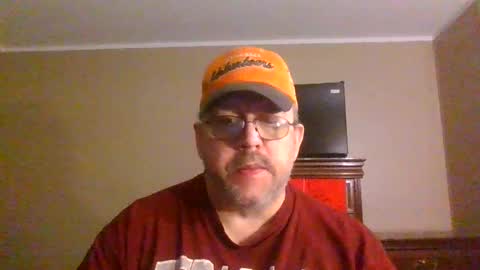 Snapshot of gobey33 chatting on 05.09.26 IDKIDCIDGAF online show from 05.09.26