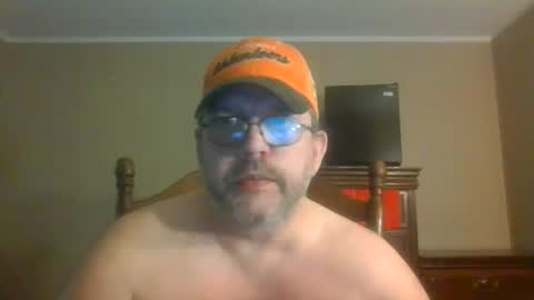 Snapshot of gobey33 chatting on 06.10.26 IDKIDCIDGAF online show from 06.10.26