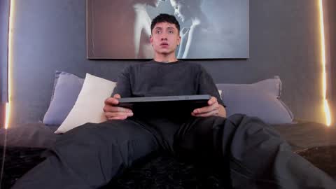 steven online show from 12.28.24