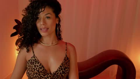 Snapshot of goddes_helena chatting on 01.14.25 Elena online show from 01.14.25