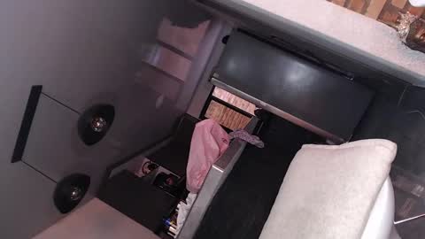 daniela online show from 02.04.25