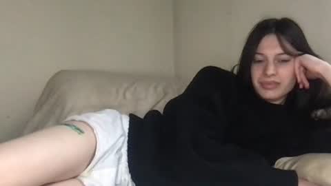 Snapshot of goddess_larz chatting on 01.06.26 goddess_larz online show from 01.06.26