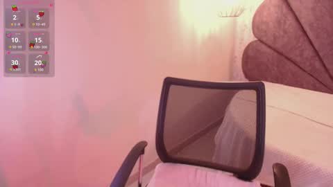 M A R T I N A  online show from 12.14.25