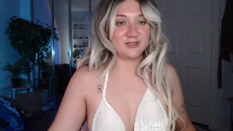Snapshot of goddessemmy chatting on 05.20.26 Goddess Emmy online show from 05.20.26