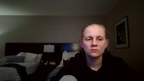 Snapshot of goddessfeyaa chatting on 02.12.26 feyaa22 online show from 02.12.26