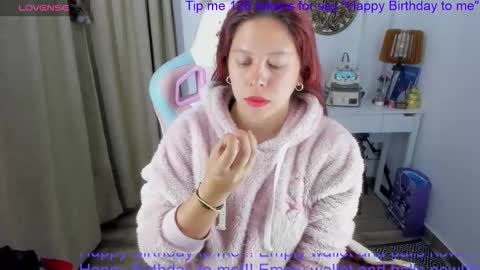 Snapshot of goddessjessica_roger chatting on 09.15.25 Goddess Jessica and slave Roger online show from 09.15.25