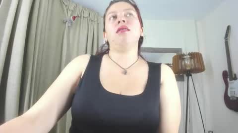 Snapshot of goddessjessica_roger chatting on 02.04.26 Goddess Jessica and slave Roger online show from 02.04.26