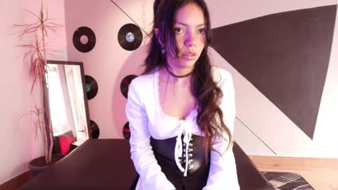 Julieta online show from 09.14.25