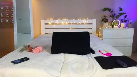 Snapshot of goddessstanya chatting on 02.20.25 Tatiana  read my bio please i have new hot photo and video online show from 02.20.25