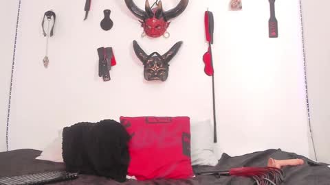 Abril online show from 01.29.25