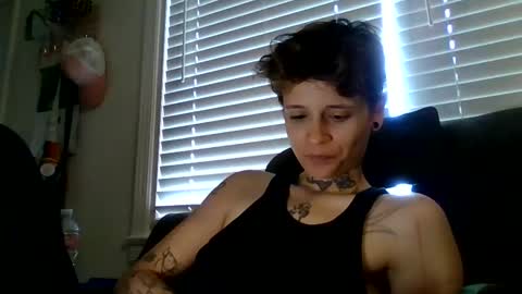 Snapshot of godlikearies chatting on 03.12.25 L online show from 03.12.25
