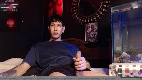 Snapshot of godly_huan chatting on 02.05.26 HUAN online show from 02.05.26