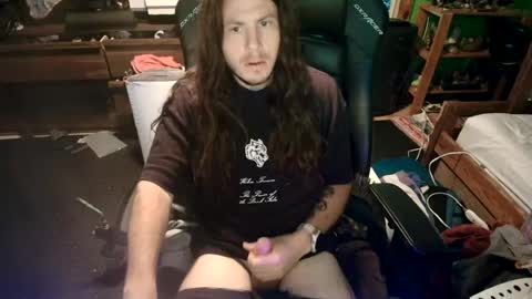 Snapshot of godmangod chatting on 06.26.26 jimmyjohnameson online show from 06.26.26