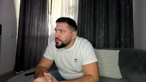 gold_alpha_boy online show from 10.28.25