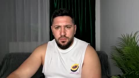 Snapshot of gold_alpha_boy chatting on 05.11.26 gold_alpha_boy online show from 05.11.26