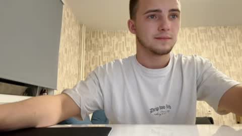 Golden boyyy21 online show from 01.22.25