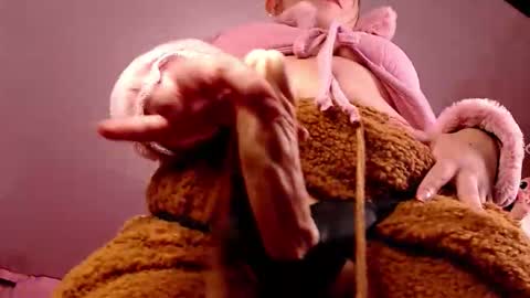 golden_gingerkitty online show from 05.29.26