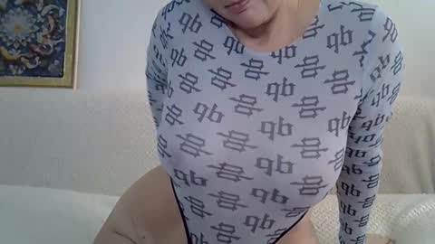 Snapshot of golden_kessie chatting on 04.23.26 golden_kessie online show from 04.23.26