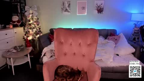 Shy in the streets but a freak in the sheets online show from 12.07.24