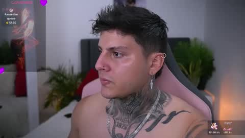 Snapshot of goldenatlasx chatting on 02.11.26 goldenatlasx online show from 02.11.26