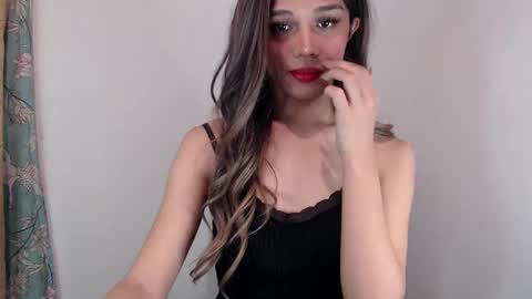 Lily is Gold online show from 02.27.25