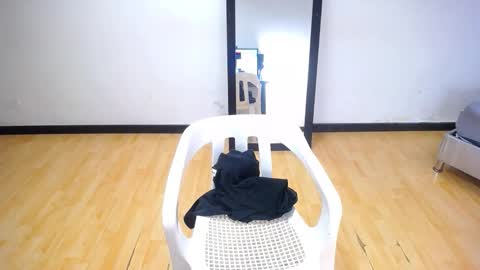 goldenn_ass1 online show from 09.13.25